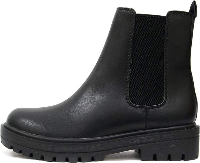 Black winter stylish boots