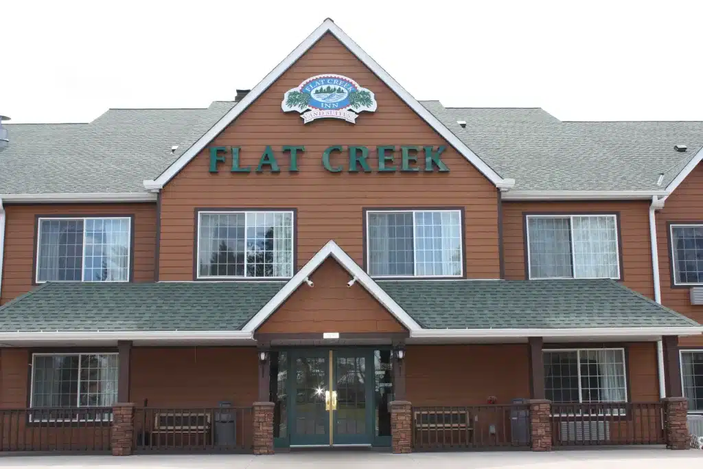 Flat Creek Lodge is a great hotel is you're looking for a nice place to stay. 